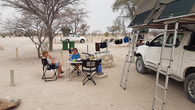 20160925_172436.jpg - 25.9. Okaukuejo, Etosha NP