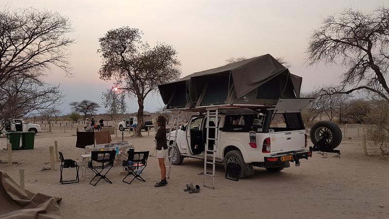 20160926_070642.jpg - 26.9. Okaukuejo, Etosha NP