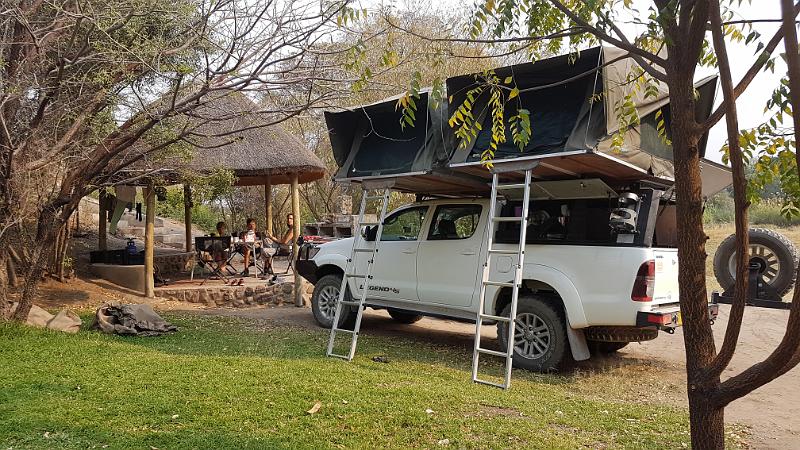 20160928_083814.jpg - 26.9. Camping bei Mobola Lodge am Okavango