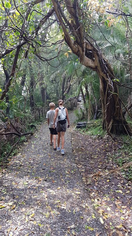 20161003_101022.jpg - 3.10. Victoria Falls