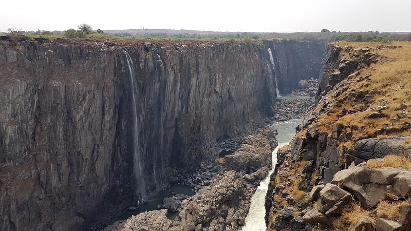 20161003_103420.jpg - 3.10. Victoria Falls