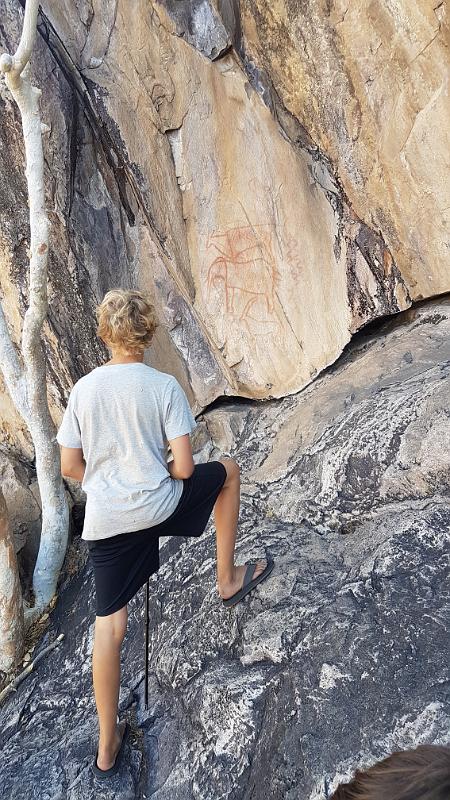 20161005_151542.jpg - 5.10. Bushman Painting Hill, Savuti Chobe NP